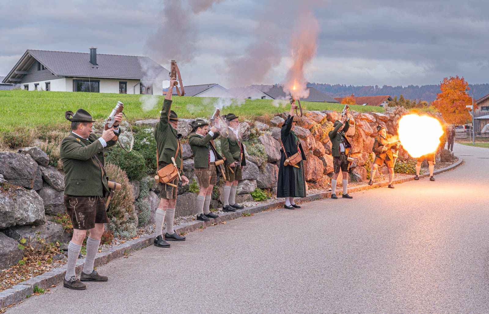 Böllerschützen Salut beim Gauschießen 2025