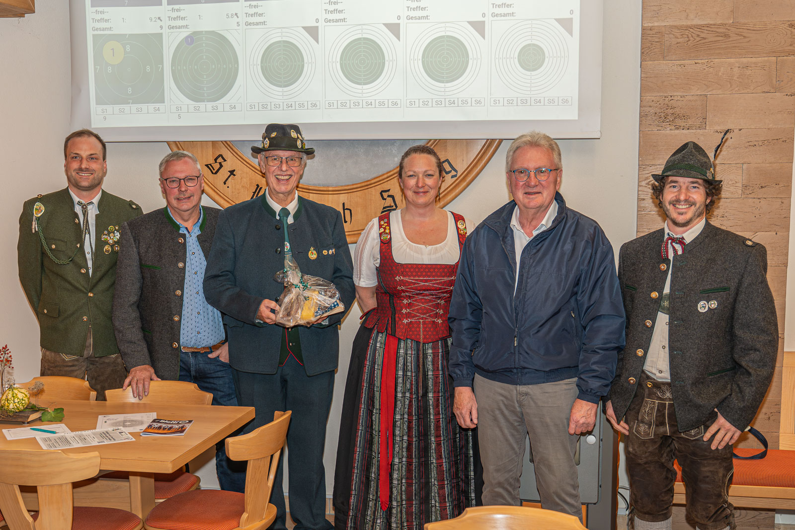 Der "Eröffnungskönig" Hans-Peter Kristen beim Gauschießen 2025