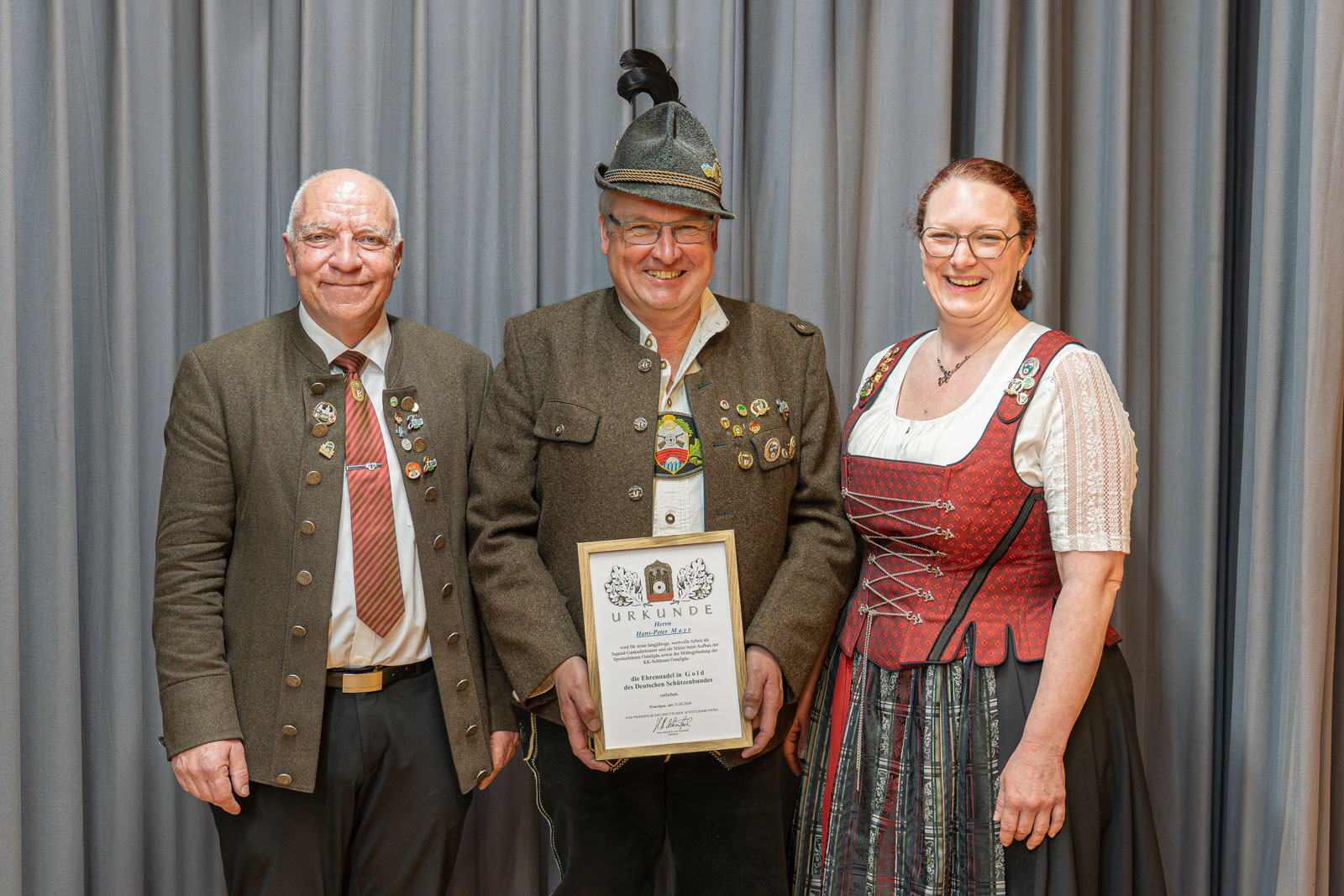 Jahreshauptversammlung_DSB Ehrennadel Gold - Hans-Peter Mayr_Schützengau Ostallgäu